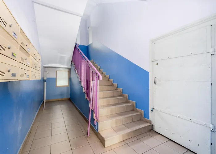 Old Town Modern Apartment